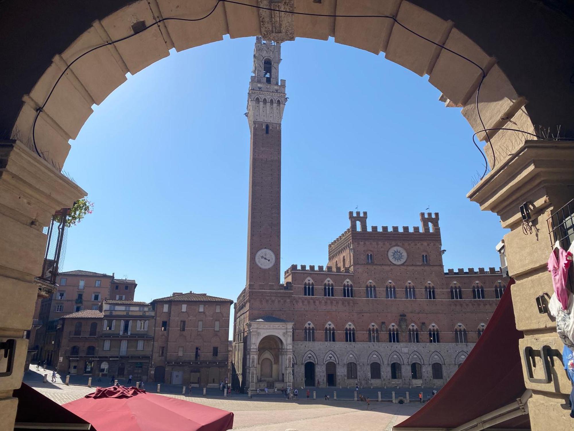 Loft Vicolo Di Vallepiatta 2 Min Piazza Del Campo Con Parcheggio Сиена Екстериор снимка